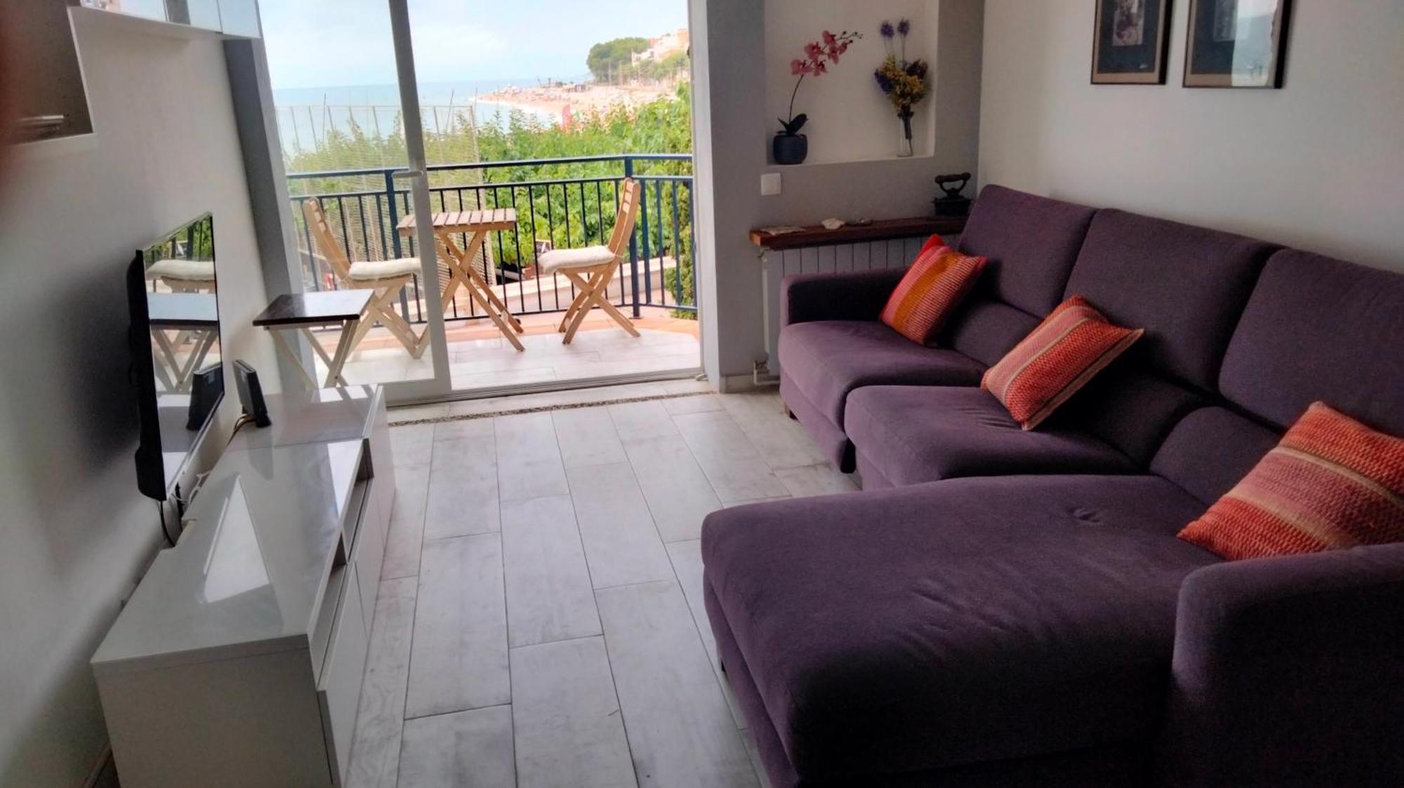 Beachfront Apartment With Private Parking Sant Pol De Mar Eksteriør billede